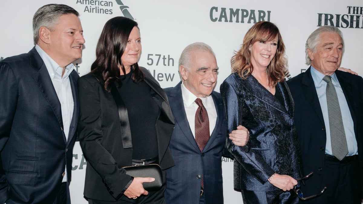 Photos: Martin Scorsese & Cast Hit the Red Carpet at <i>The Irishman</i> World Premiere