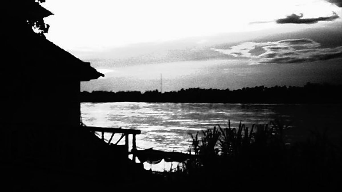 Shorts Program 1: Worldly River