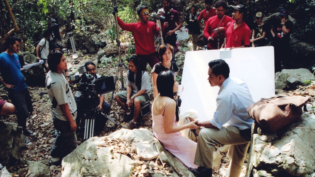 Shorts Program 1: Worldly River