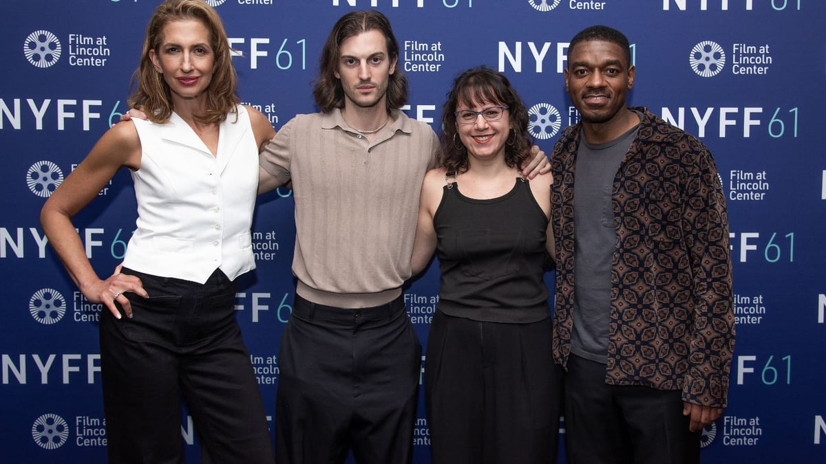 Joanna Arnow & Team on <i>The Feeling That the Time for Doing Something Has Passed</i>