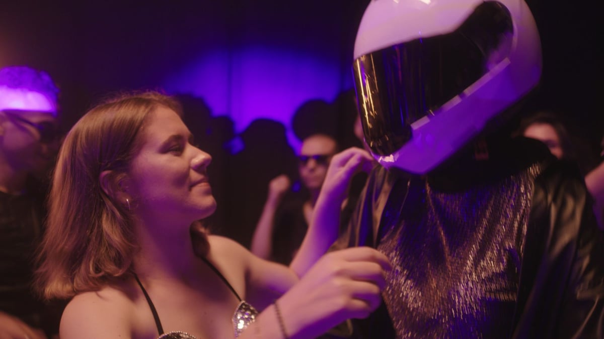 Shorts Program 2: Perpetual Connections