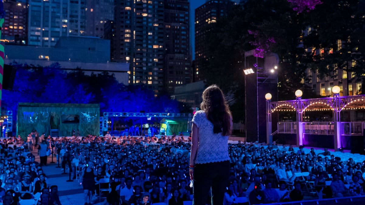 Photos: Darren Aronofsky Kicks Off FLC’s 2024 Free Outdoor Film Series with <i>Black Swan</i>!
