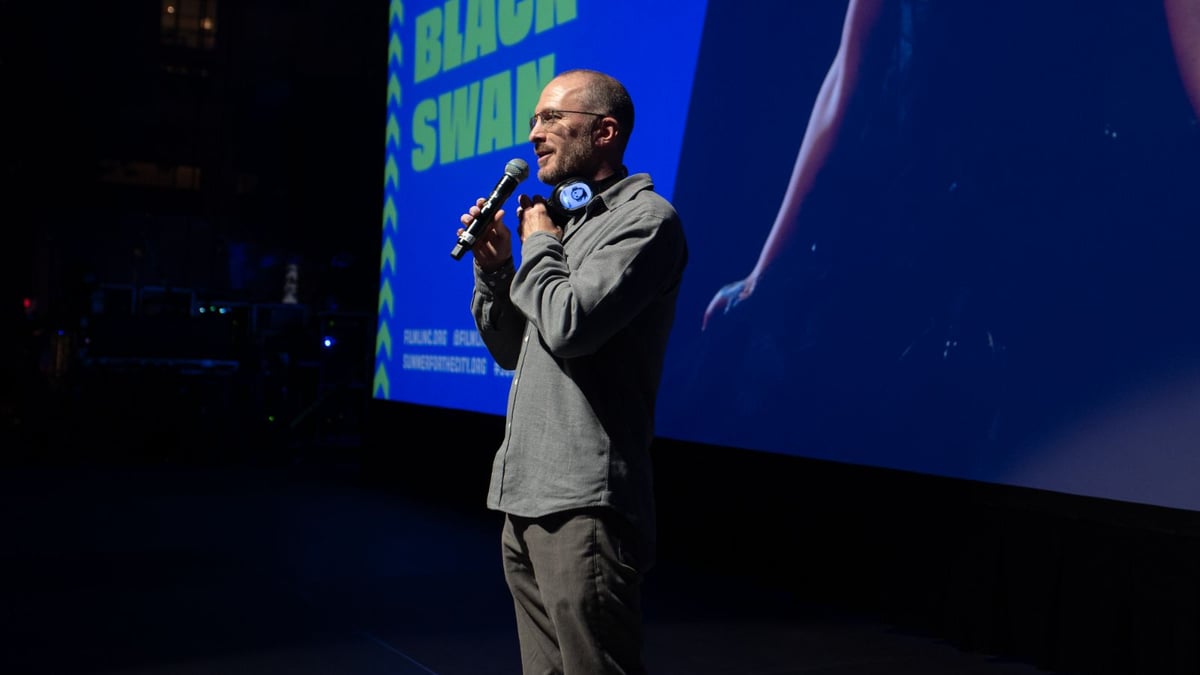 Photos: Darren Aronofsky Kicks Off FLC’s 2024 Free Outdoor Film Series with <i>Black Swan</i>!