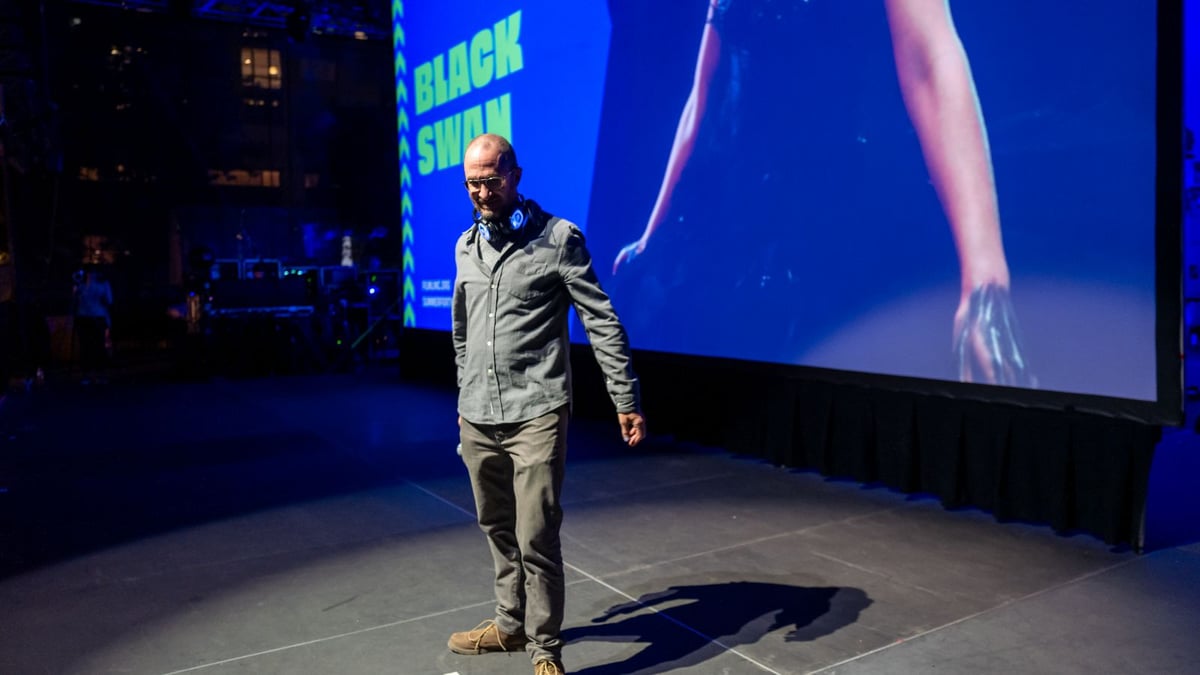 Photos: Darren Aronofsky Kicks Off FLC’s 2024 Free Outdoor Film Series with <i>Black Swan</i>!