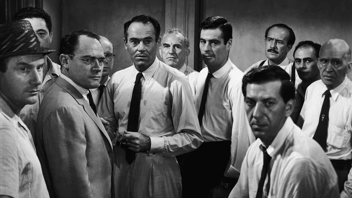 Knock at the Cabin + 12 Angry Men