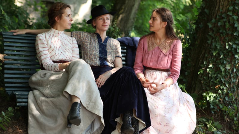 Three Sisters