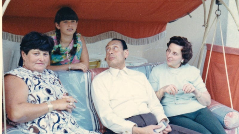 Mohamed and Anna: In Plain Sight